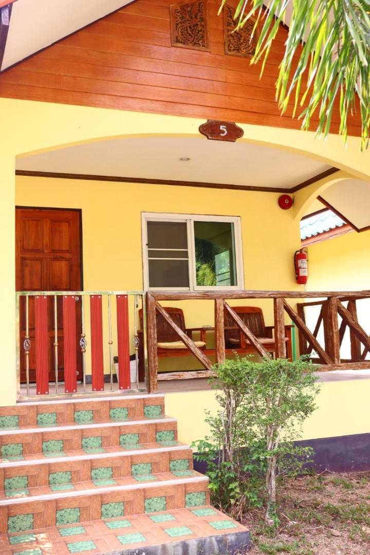 Baanrimklong Bungalow Ко Чанг Экстерьер фото