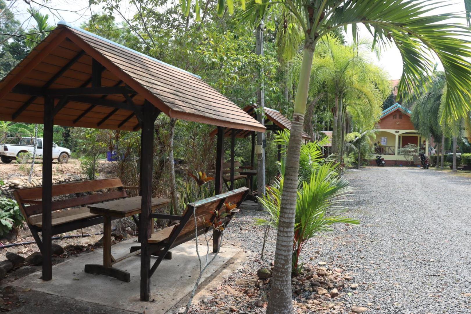 Baanrimklong Bungalow Ко Чанг Экстерьер фото
