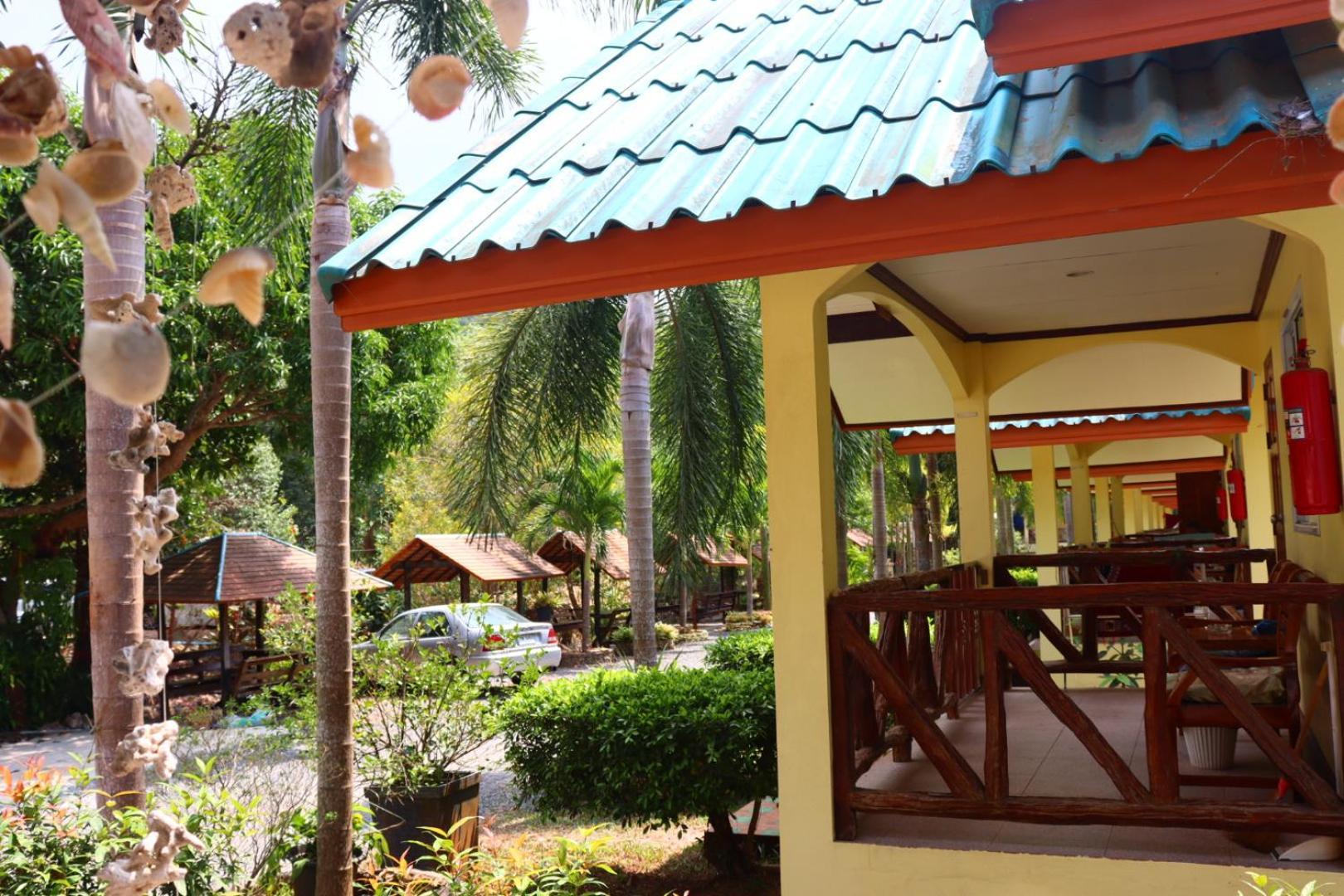 Baanrimklong Bungalow Ко Чанг Экстерьер фото